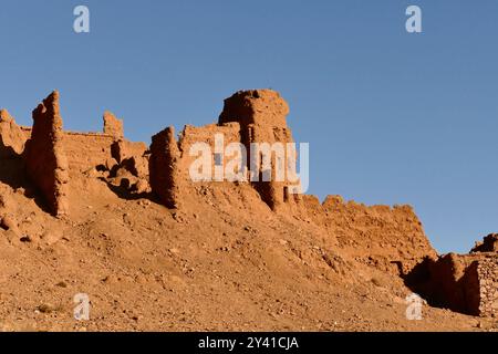 Die Provinz Ouarzazate an der Grenze zur Wüste ist reich an historischen Zeugnissen und bezaubernden Landschaften Berbers Marokko, Nordafrika Stockfoto