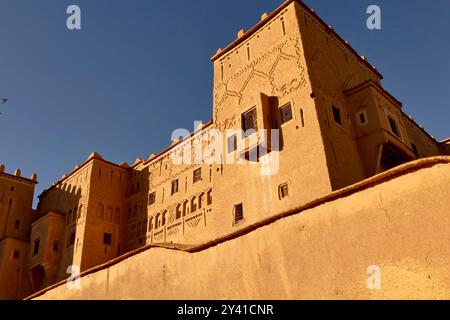 Die Provinz Ouarzazate an der Grenze zur Wüste ist reich an historischen Zeugnissen und bezaubernden Landschaften Berbers Marokko, Nordafrika Stockfoto