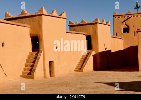 Die Provinz Ouarzazate an der Grenze zur Wüste ist reich an historischen Zeugnissen und bezaubernden Landschaften Berbers Marokko, Nordafrika Stockfoto
