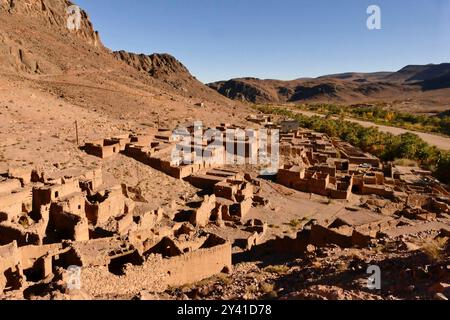 Die Provinz Ouarzazate an der Grenze zur Wüste ist reich an historischen Zeugnissen und bezaubernden Landschaften Berbers Marokko, Nordafrika Stockfoto