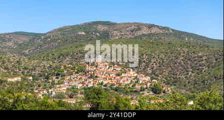 Wunderschönes Dorf EUS, in Katalonien, Pyrenäen Orientales, Occitanie, Frankreich Stockfoto