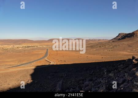Die Provinz Ouarzazate an der Grenze zur Wüste ist reich an historischen Zeugnissen und bezaubernden Landschaften Berbers Marokko, Nordafrika Stockfoto