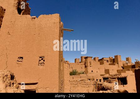 Die Provinz Ouarzazate an der Grenze zur Wüste ist reich an historischen Zeugnissen und bezaubernden Landschaften Berbers Marokko, Nordafrika Stockfoto
