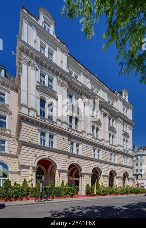 Wien, Hotel Regina, Rooseveltplatz 15 // Wien, Hotel Regina *** Wien, Hotel Regina, Rooseveltplatz 15 Wien, Hotel Regina Stockfoto