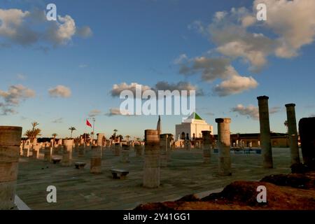 Das Mausoleum von Mohammed V. und die Gärten des Hassan Tower Rabat, Marokko, Nordafrika Stockfoto