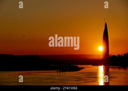 Sonnenaufgang am Fluss Bou Regreg, Rabat, Marokko, Nordafrika Stockfoto