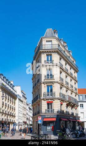 Paris, Frankreich, Stadtbild mit klassischer Architektur im 4. Arrondissement von Paris, nur Editorial. Stockfoto