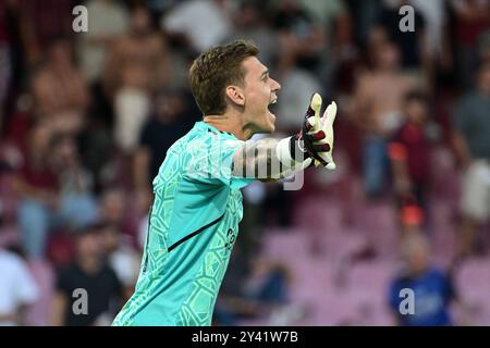 Salerno, Italien. September 2024. Adrian Semper von Pisa SC ist während des Spiels der Serie B zwischen US Salernitana und Pisa SC im Stadio Arechi, Salerno, Italien am 15. September 2024. Quelle: Nicola Ianuale/Alamy Live News Stockfoto