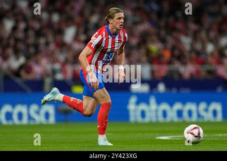 Madrid, Spanien. September 2024. Während des La Liga EA Sports Matches zwischen Atletico de Madrid und Valencia spielte CF am 15. September 2024 im Civitas Metropolitano Stadium in Madrid. (Foto von Juan Perez/PRESSINPHOTO) Credit: PRESSINPHOTO SPORTS AGENCY/Alamy Live News Stockfoto