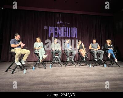 Dave Karger, Lauren LeFranc, Michael Marino, Colin Farrell, Cristin Milioti, Rhenzy Feliz, Deirdre O’Connell 09/11/2024 HBO Original „The Penguin“ Pressekonferenz im London West Hollywood in Beverly Hills in West Hollywood, CA Foto: Izumi Hasegawa / Hollywood News Wire Inc Stockfoto