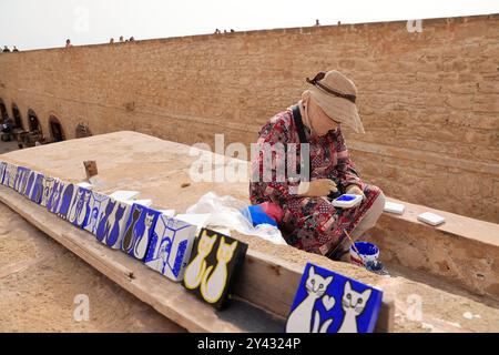 In der befestigten Medina der Stadt Essaouira am Atlantischen Ozean in Marokko. Essaouira, Region Marrakesch-Safi, Provinz Essaouira, Marokko, Nort Stockfoto