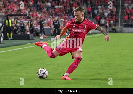 St. Louis, Missouri, USA. September 2024. St. Louis St. Louis SC Mittelfeldspieler RASMUS ALM (21) bereitet sich auf das Ballkreuz gegen Minnesota United FC im Citypark in St. Louis, MO vor. (Credit Image: © Sven White/ZUMA Press Wire) NUR REDAKTIONELLE VERWENDUNG! Nicht für kommerzielle ZWECKE! Stockfoto