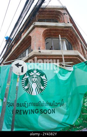 Bauarbeiten für ein neues Starbucks Café-Franchise in Vientiane, Laos. Stockfoto