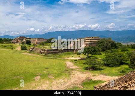 Die Ruinen von Monte Alban, einer großen archäologischen Stätte in Oaxaca, Mexiko Stockfoto