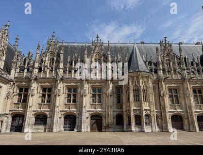 Der Justizpalast Rouen, einer der schönsten gotischen Paläste Frankreichs Stockfoto