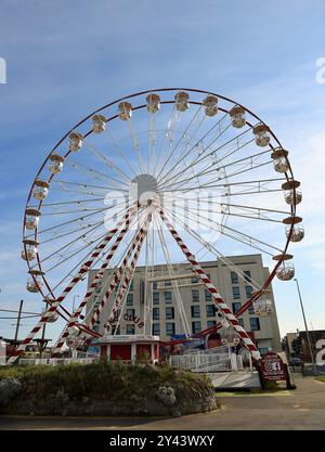 Das Riesenrad mit spektakulärer Aussicht von oben Stockfoto