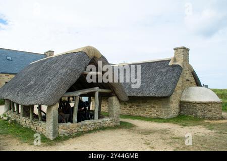 Das malerische Dorf Menehan, Bretagne, Frankreich Stockfoto