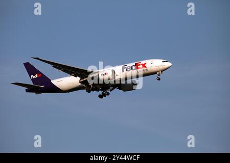 N887FD USA FedEx Frachtflugzeug. Federal Express Corp BOEING 777-200LR (Doppeldüsen) Stockfoto