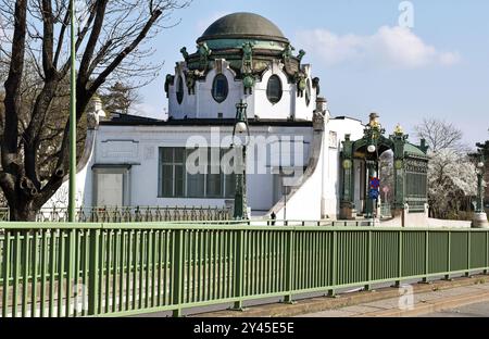 Der Kaiserpavillon, ein Bahnhof zur privaten Nutzung durch Kaiser Franz-Joseph, Architekt Otto Wagner, im Secessionsstil, wurde 1899 eröffnet Stockfoto