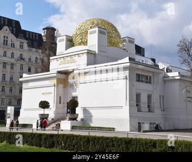 Das Secessionsgebäude, ein architektonisches Manifest, das viel mit dem Jugendstil gemein hat, Architekt Josef Maria Olbrich, erbaut 1897-8 Stockfoto