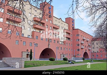 Der Karl-Marx-Hof, ein Gemeindebau, befindet sich in Heiligenstadt in Wien, Österreich, Baujahr 1927-33, Architekt Karl EHN, Stockfoto