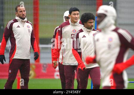 München, Deutschland. September 2024. Von links: Harry KANE (FC Bayern München), Minjae KIM (FC Bayern München), Serge GNABRY (FC Bayern München). Abschlusstraining, Training am 16. September 2024 Fußball Champions League, FC Bayern München - GNK Dinamo Zagreb? Quelle: dpa/Alamy Live News Stockfoto