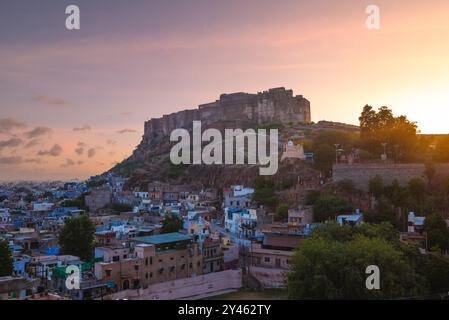 Blick auf die Festung mehrangarh in Jodhpur, der blauen Stadt Rajasthan, Indien Stockfoto