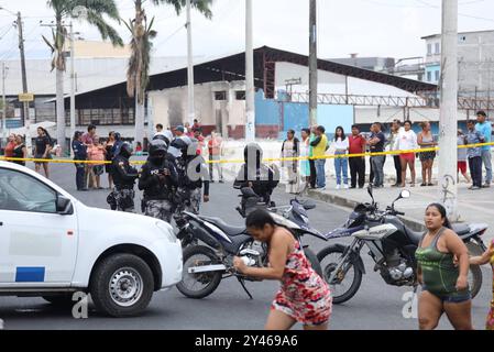 GYE ZERSTÜCKELTE DURAN Duran, Montag, 16. September 2024 Eine zerstückelte Leiche wurde in einer Müllhalde an den Hängen des Berges Las Cabras im Kanton Duran gefunden Fotos API Duran Guayas Ecuador CLJ GYE DISMEMBEREDODURAN e016167ccaef9f7fe5c15016444264260d6a Copyright: XAPIx Stockfoto