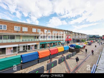 Das Einkaufszentrum Corporation Street befindet sich in Corby, England. Stockfoto