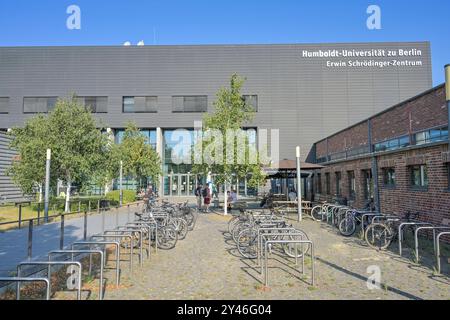 Erwin Schrödinger Zentrum, Rudower Chaussee, Adlershof, Treptow-Köpenick, Berlin, Deutschland *** Erwin Schrödinger Center, Rudower Chaussee, Adlershof, Treptow Köpenick, Berlin, Deutschland Stockfoto