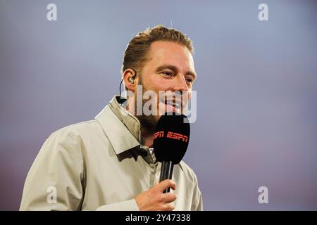 Helmond, Niederlande. September 2024. HELMOND, Helmond Sport - Top Oss, 16.09.2024, Dutch Keuken Kampioen Divisie Season 2024-2025, GS staalwerke stadion Credit: Pro Shots/Alamy Live News Stockfoto