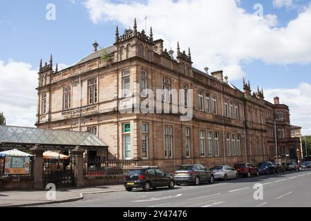 Old Schoolhouse Pub im West End von Glasgow in Großbritannien Stockfoto