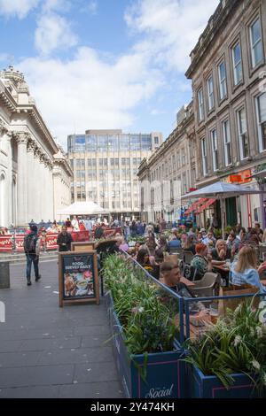Blick auf Exchange Place und Merchant City in der Buchanan Street in Glasgow, Schottland, Großbritannien Stockfoto