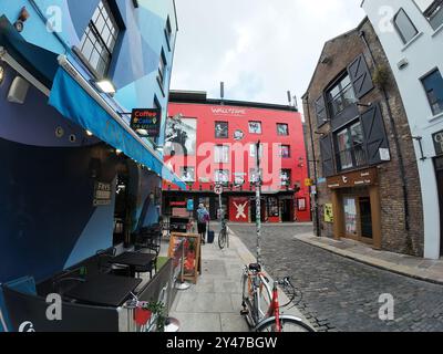 DUBLIN, IRLAND - 26. JULI 2024: Temple Bar Neighbourhood, das Rock and Roll Museum, das irische Rockstars zelebriert Stockfoto