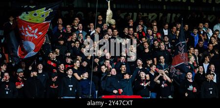 Helmond, Niederlande. September 2024. HELMOND, Helmond Sport - Top Oss, 16.09.2024, Niederländisch Keuken Kampioen Divisie Saison 2024-2025, GS staalwerke stadion Fans Credit: Pro Shots/Alamy Live News Stockfoto