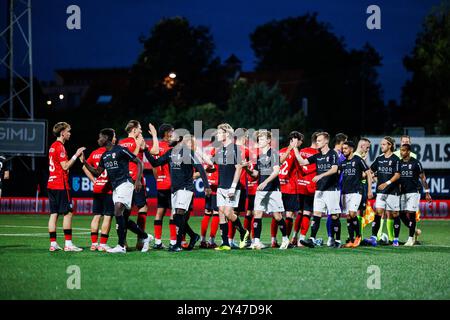 Helmond, Niederlande. September 2024. HELMOND, Helmond Sport - Top Oss, 16.09.2024, Dutch Keuken Kampioen Divisie Season 2024-2025, GS staalwerke stadion Credit: Pro Shots/Alamy Live News Stockfoto