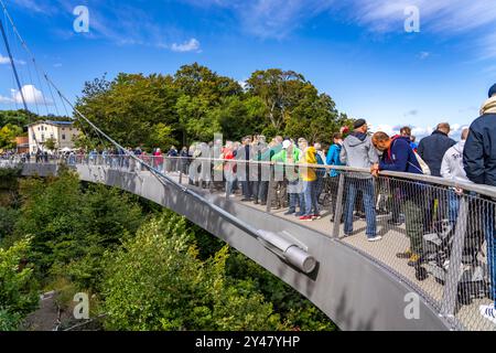 Der Skywalk Königsstuhl auf den Kreidefelsen von Rügen, Aussichtsplattform auf der berühmten Felsformation Königsstuhl, barrierefrei, im Jasmund National Stockfoto