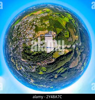 Luftbild, Gewerbegebiet Wilhelmstraße mit Bilsteingruppe Ferdinand Bilstein GmbH Autoteilehersteller, Erdkugel, Fisheye Aufnahme, Fischaugen Aufnahme, 360 Grad Aufnahme, winzige Welt, kleiner Planet, Fischaugenbild, Voerde, Ennepetal, Ruhrgebiet, Nordrhein-Westfalen, Deutschland ACHTUNGxMINDESTHONORARx60xEURO *** Luftansicht, Industriegebiet Wilhelmstraße mit Bilsteingruppe Ferdinand Bilstein GmbH Autohersteller, Erdkugel, Fisheye-Bild, 360-Grad-Bild, winzige Welt, kleiner Planet, Fischaugenbild, Voerde, Ennepetal, Ruhrgebiet, Nordrhein-Westfalen, Deutschland ATTENTIONxMINDESTHONORARx60xEUR Stockfoto