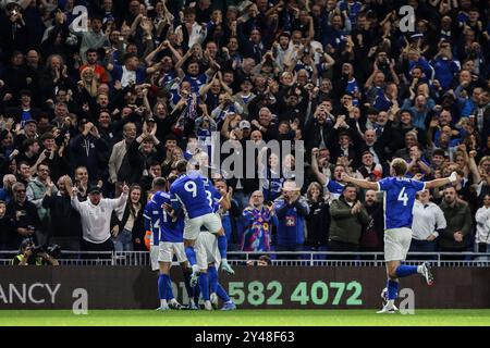 Birmingham, Großbritannien. September 2024. Birmingham, England, 16. September 2024: Jay Stansfield (28 Birmingham City) erzielte sein zweites Tor während des Sky Bet League One Fußballspiels zwischen Birmingham City und Wrexham in St Andrews in Birmingham, England (Natalie Mincher/SPP) Credit: SPP Sport Press Photo. /Alamy Live News Stockfoto