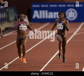 Brittany Brown aus den USA und Daryll Neita aus Großbritannien traten in den 200 m langen Frauen beim Leichtathletikfinale der Memorial Van Damme Diamond League in t an Stockfoto