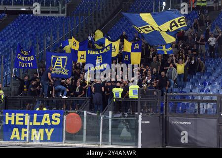 Die Fans der Serie A zwischen Lazio und Hellas Verona im Olympiastadion, Italien, am 16. September 2024. &#XA;Mattia Vian während des Spiels SS Lazio gegen Hellas Verona FC, italienische Fußball-Serie A in Rom, Italien, 16. September 2024 Stockfoto