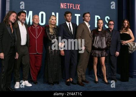 Los Angeles, USA. September 2024. LOS ANGELES – SEP 16: Besetzung bei den Monsters – The Lyle and Erik Menendez Story LA Premiere am 16. September 2024 in Los Angeles, KALIFORNIEN (Foto: Katrina Jordan/SIPA USA) Credit: SIPA USA/Alamy Live News Stockfoto