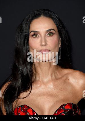 Los Angeles, USA. September 2024. Demi Moore kam am 16. September 2024 zur Premiere von „The Substance“ Los Angeles im Directors Guild Theatre in Los Angeles, CA. © Majil/ Credit: AFF/Alamy Live News Stockfoto