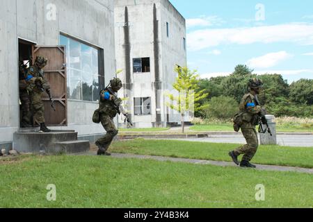 Shikama, Japan. September 2024. Das 39 Infanterieregiment der japanischen Bodenselbstverteidigungsstreitkräfte nimmt am Dienstag, den 17. September 2024, an der gemeinsamen militärischen Übung „Brunet Takamori 24“ in der Manövrierzone Ojojihara in der Präfektur Miyagi, Japan, Teil. Foto: Keizo Mori/UPI Credit: UPI/Alamy Live News Stockfoto