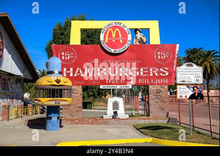 Original McDonald's Museum entlang der Route 66 in San Bernardino, Kalifornien Stockfoto