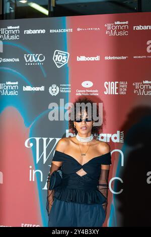 Kaze Nimmt An Der Fotokonferenz „Billboard Women In Music“ Mit Rotem Teppich Im Teatro Manzoni Teil Stockfoto