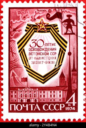 Foto einer 4 russischen Kopek-Briefmarke 30. Jahrestag der Befreiung Estlands von der faschistischen Besatzung 1974 Serie Stockfoto