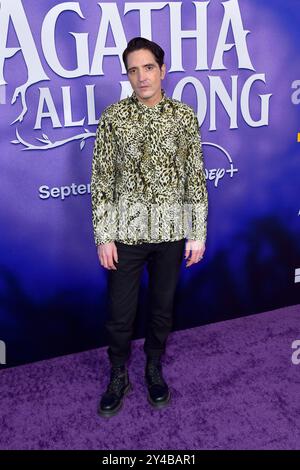 David Dastmalchian beim Launch Event der Disney / Marvel Television Miniserie Agatha All along im El Capitan Theatre. Los Angeles, 16.09.2024 *** David Dastmalchian beim Launch Event für die Disney Marvel TV Miniserie Agatha All Along im El Capitan Theatre Los Angeles, 16 09 2024 Foto:xD.xStarbuckx/xFuturexImagex agatha 4932 Stockfoto