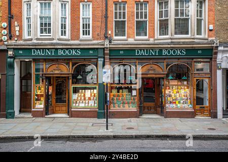 Daunt Books Marylebone London - Daunt Books Buchladen in 83-84 Marylebone High Street London. Gegründet 1990 von James Daunt. Stockfoto