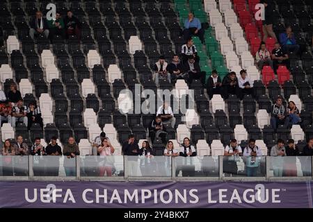 Torino, Italien. September 2024. UEFA Champions League-Banner beim Fußball-Spiel der UEFA Champions League zwischen Juventus FC und PSV Eindhoven im Juventus-Stadion in Turin, Nordwesten Italiens - 17. September 2024. Sport - Fußball . (Foto: Fabio Ferrari/LaPresse) Credit: LaPresse/Alamy Live News Stockfoto